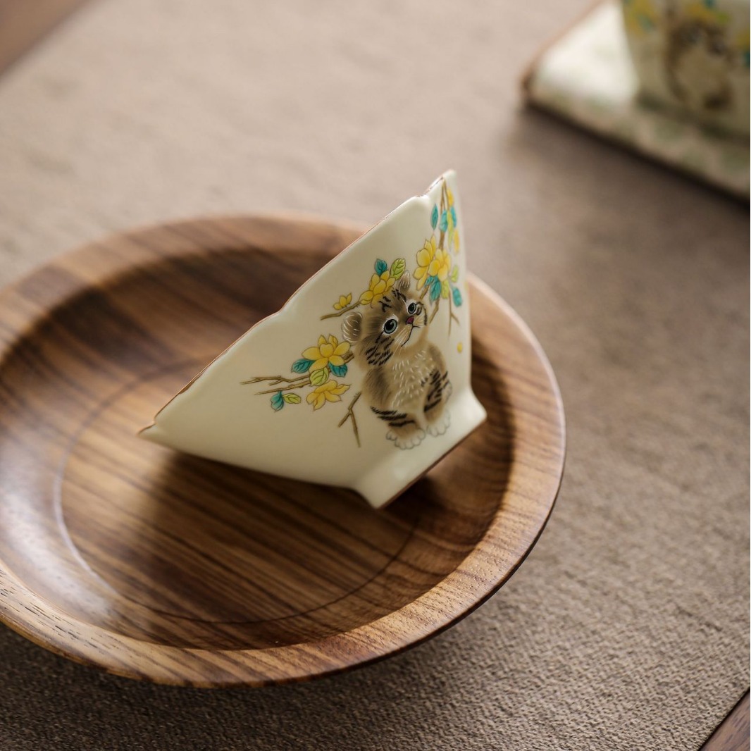 汝窯萌貓大斗笠杯