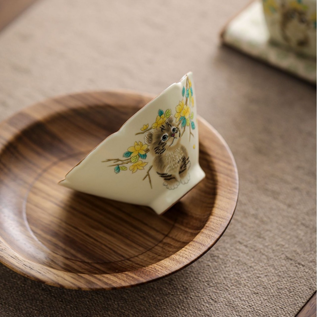 汝窯萌貓大斗笠杯