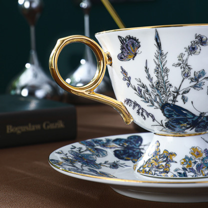 復古高腳設計歐式骨瓷咖啡杯碟套裝