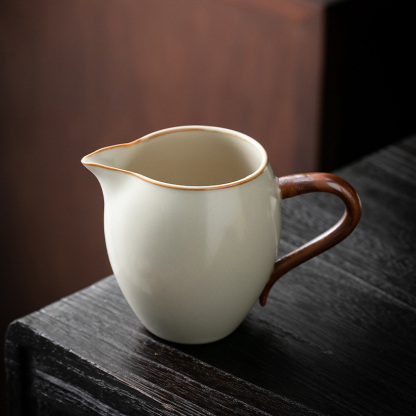 米黃美人公道杯分茶器