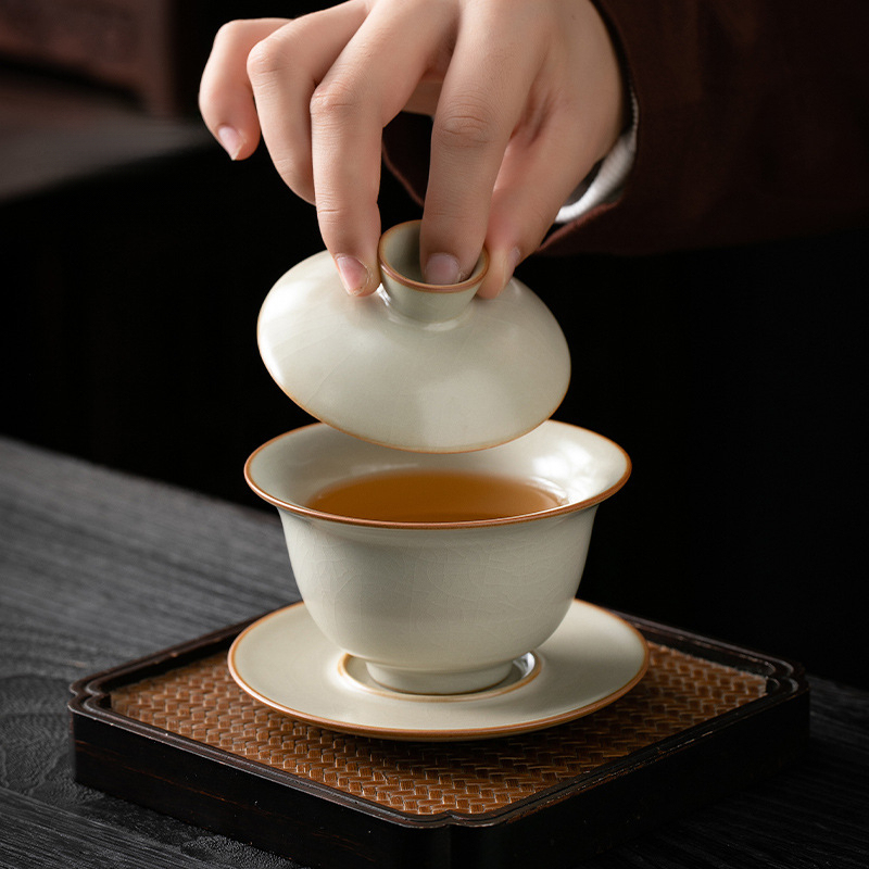 米黃汝窯三才蓋碗