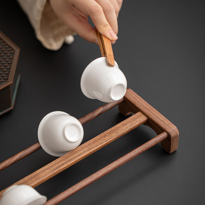 胡桃木茶具收納架