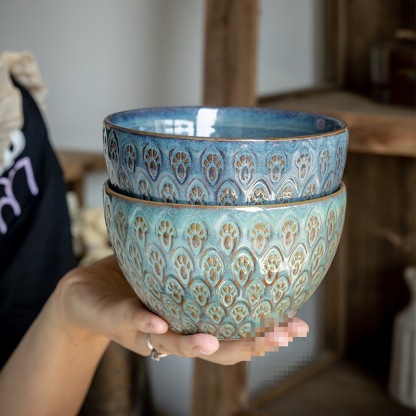 復古孔雀紋浮雕飯碗