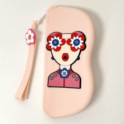 กระเป๋าใส่แว่นตาซิลิโคน สีลูกกวาด Candy Color | ถนอมเลนส์ 360° กันกระแทก กันรอยขีดข่วน | ดีไซน์พกพาง่าย สัมผัสนุ่ม ยืดหยุ่นพิเศษ