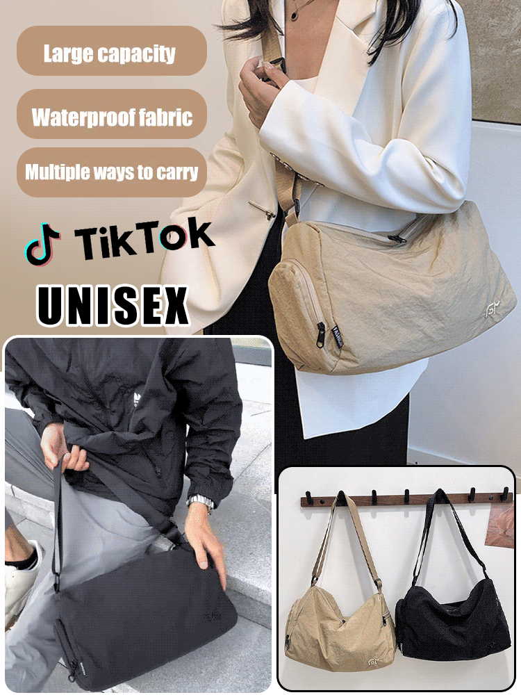 Fashionable large capacity shoulder bag waterproof and versatile