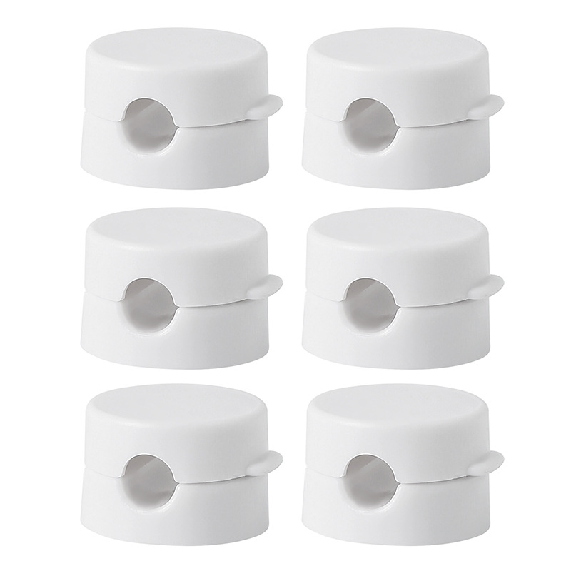 Magnetic rotating cable organizer