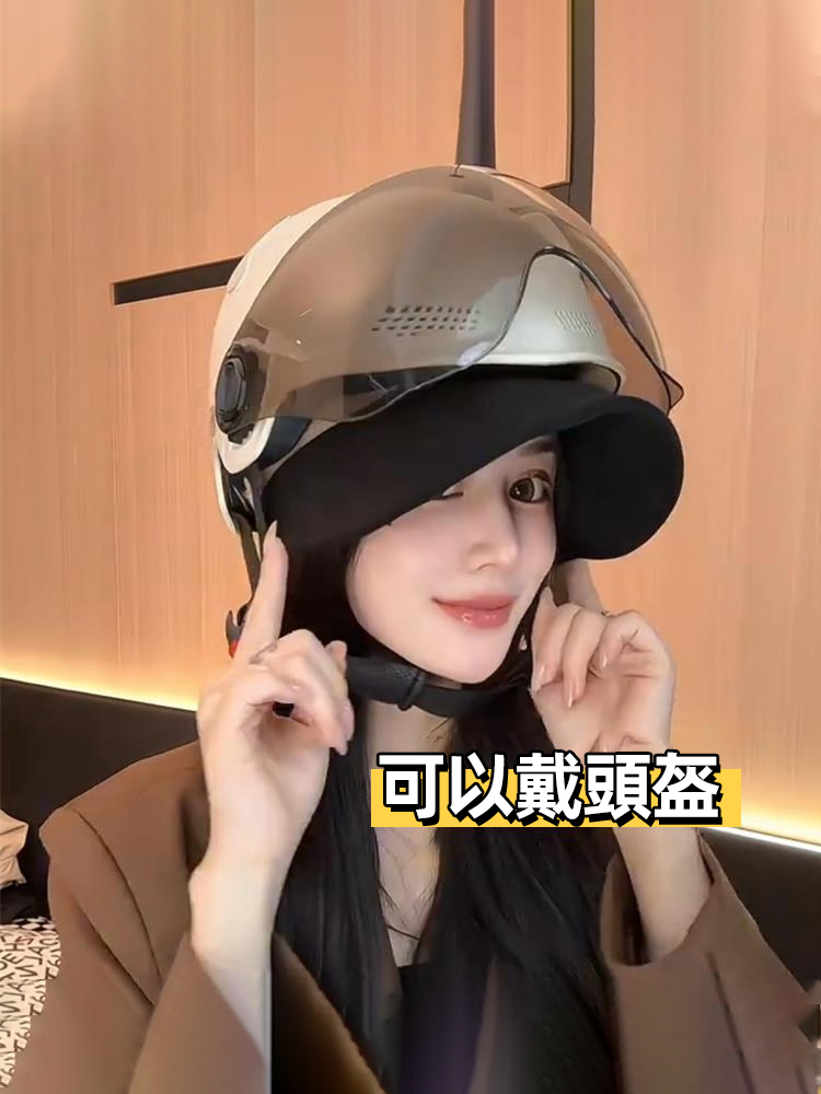 顯臉小燈芯絨鴨舌帽