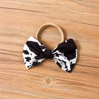 Baby Girl Puff Sleeve Bodysuit & Pants With A Bow - image 4