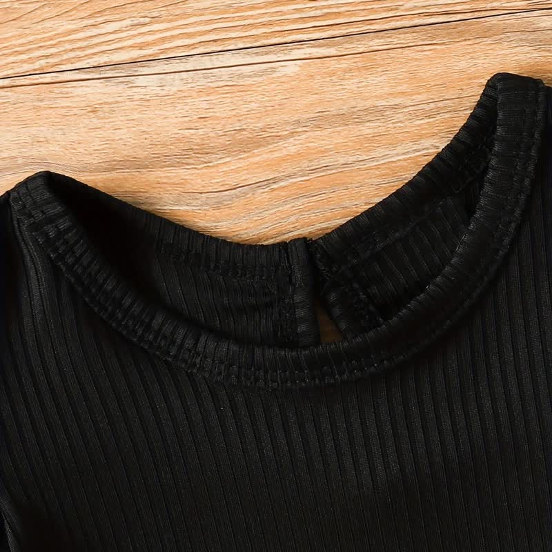 Baby Girl Puff Sleeve Bodysuit & Pants With A Bow - image 5