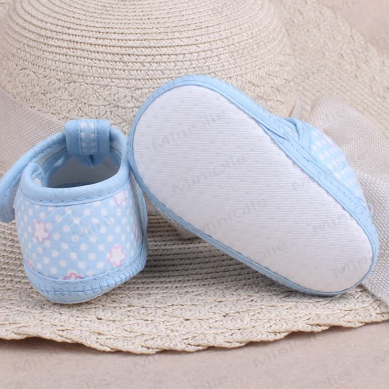 Baby Daisy Plaid Shoes - image 4