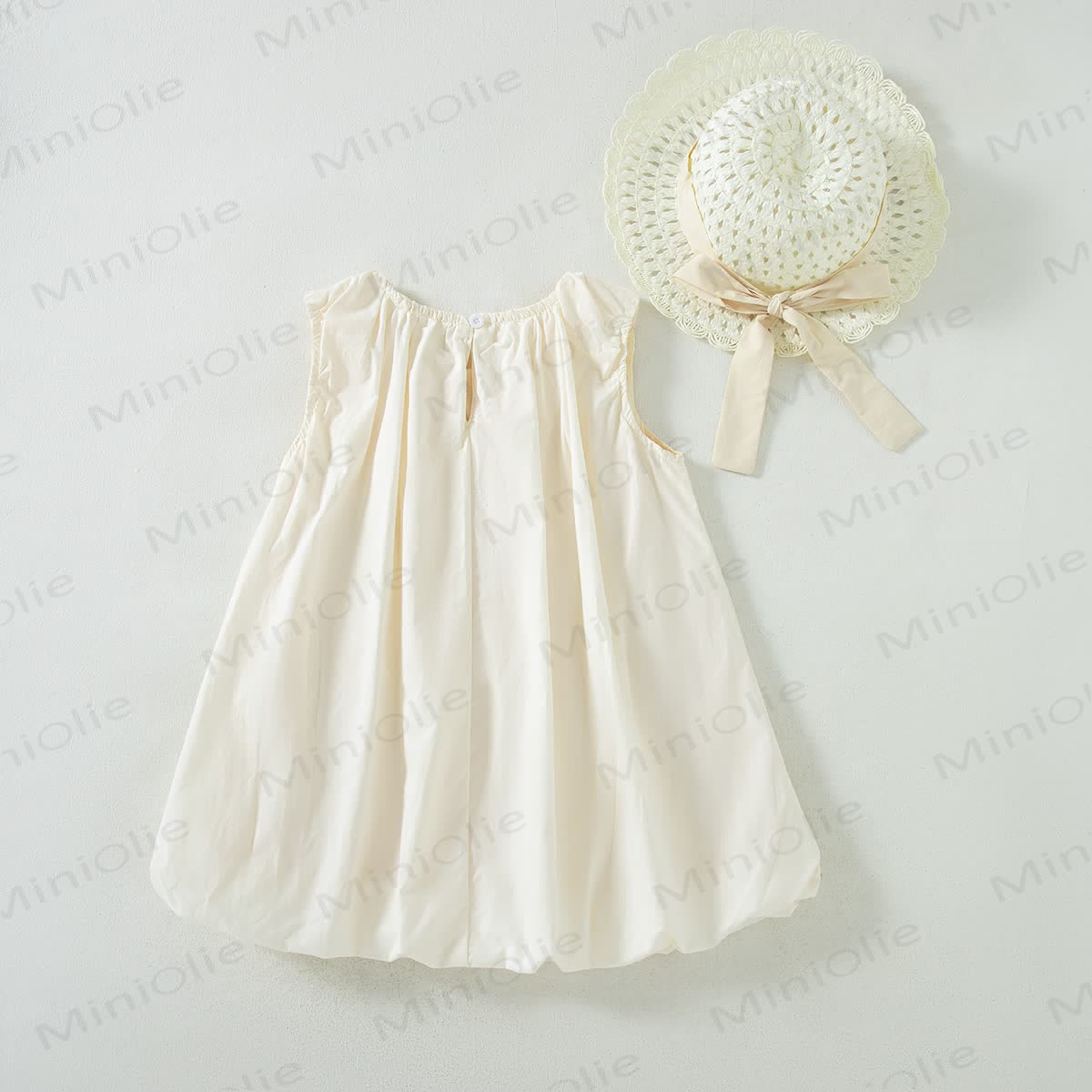 Toddler Girls Solid Beige Bow Sleeveless Dress with Hat - image 4