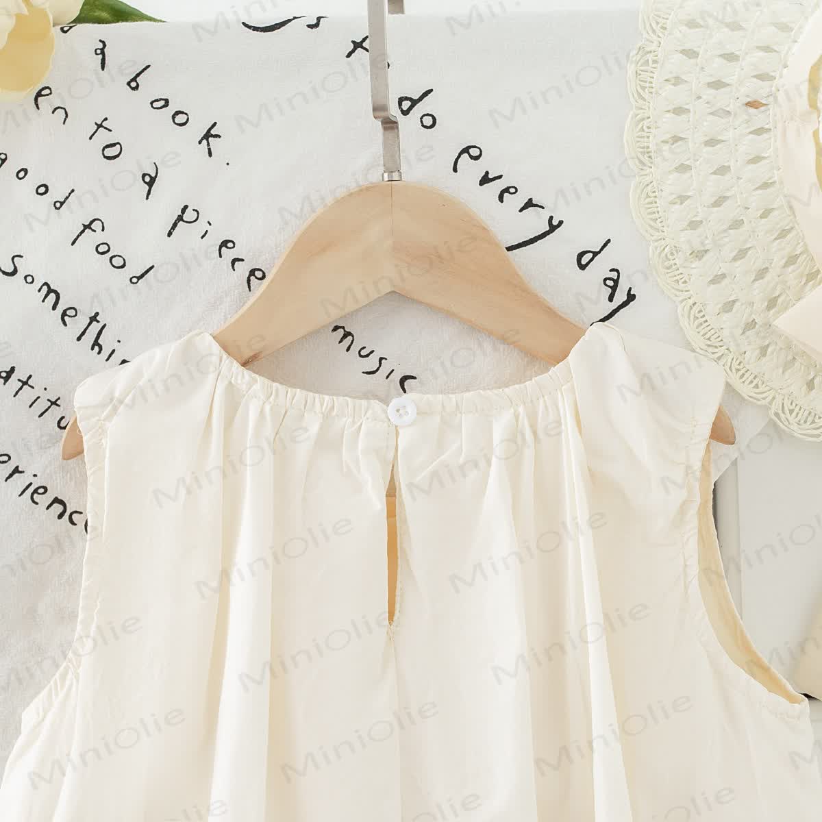 Toddler Girls Solid Beige Bow Sleeveless Dress with Hat - image 6