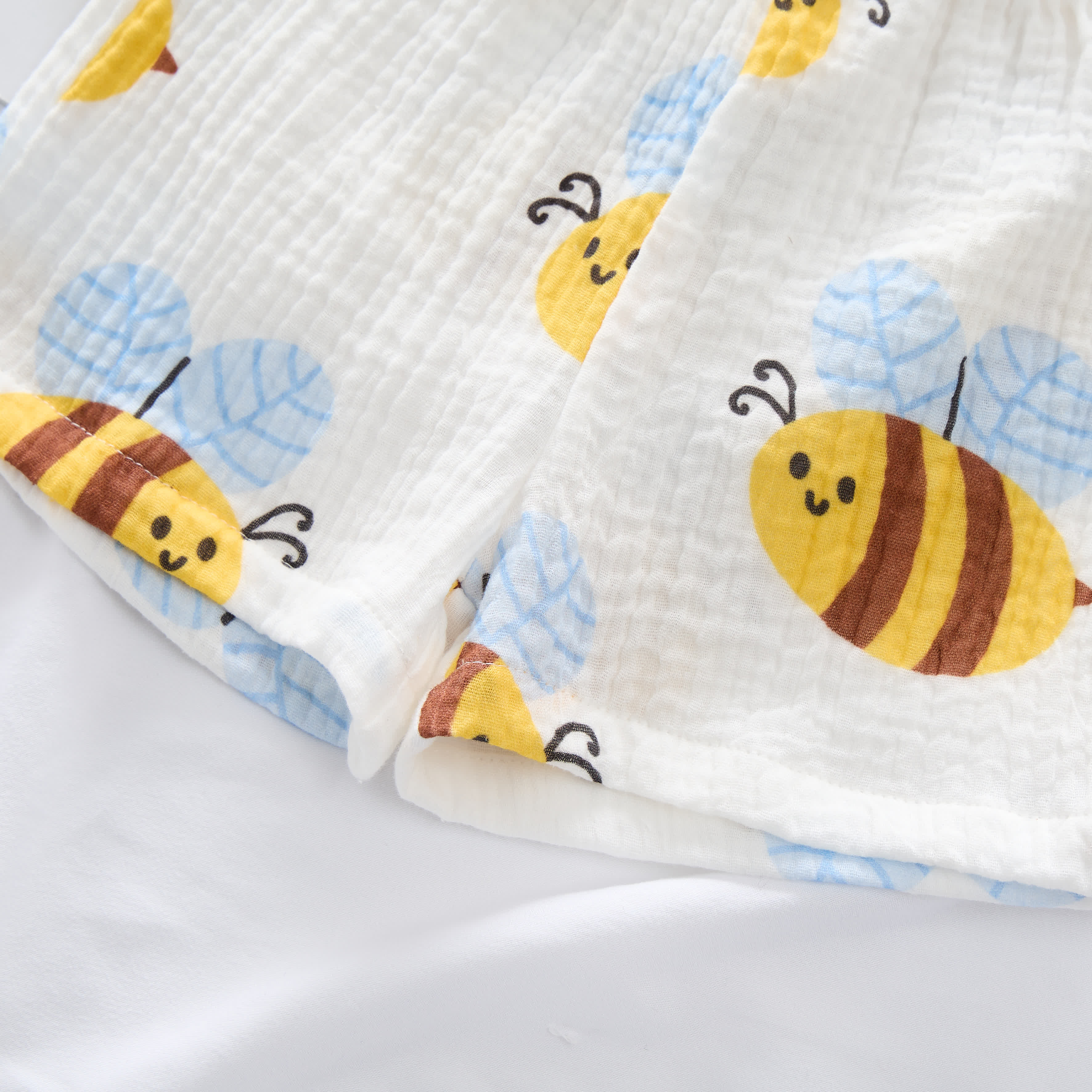 Baby Girl Bee Print Suspenders 2-piece Set - image 6