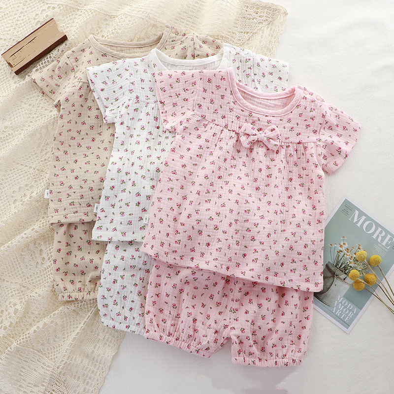 Toddler Girl Floral Print Tee and Shorts Pajamas 2-piece Set - image 1