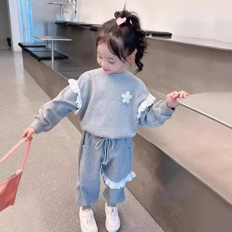 Toddler Girl Bear/Flower Print Sweatshirt and Jogger 2-piece Set - Gray Flower - 10-11T - image 3