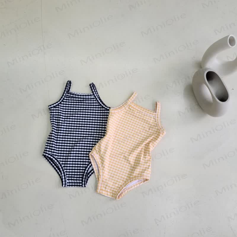 Baby Dot Floral Suspender Swimsuit with Hat - image 4