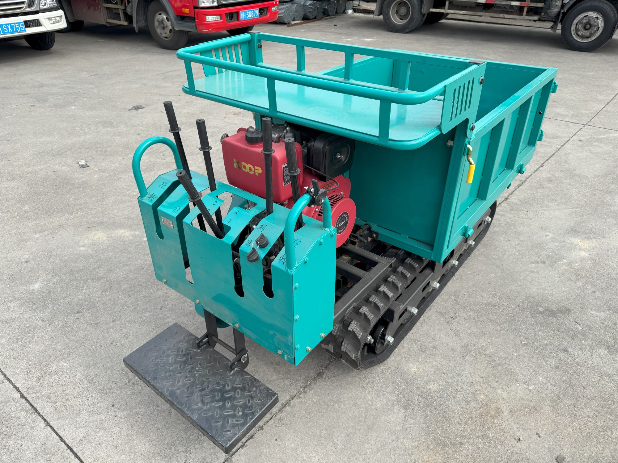mini tracked transport vehicle