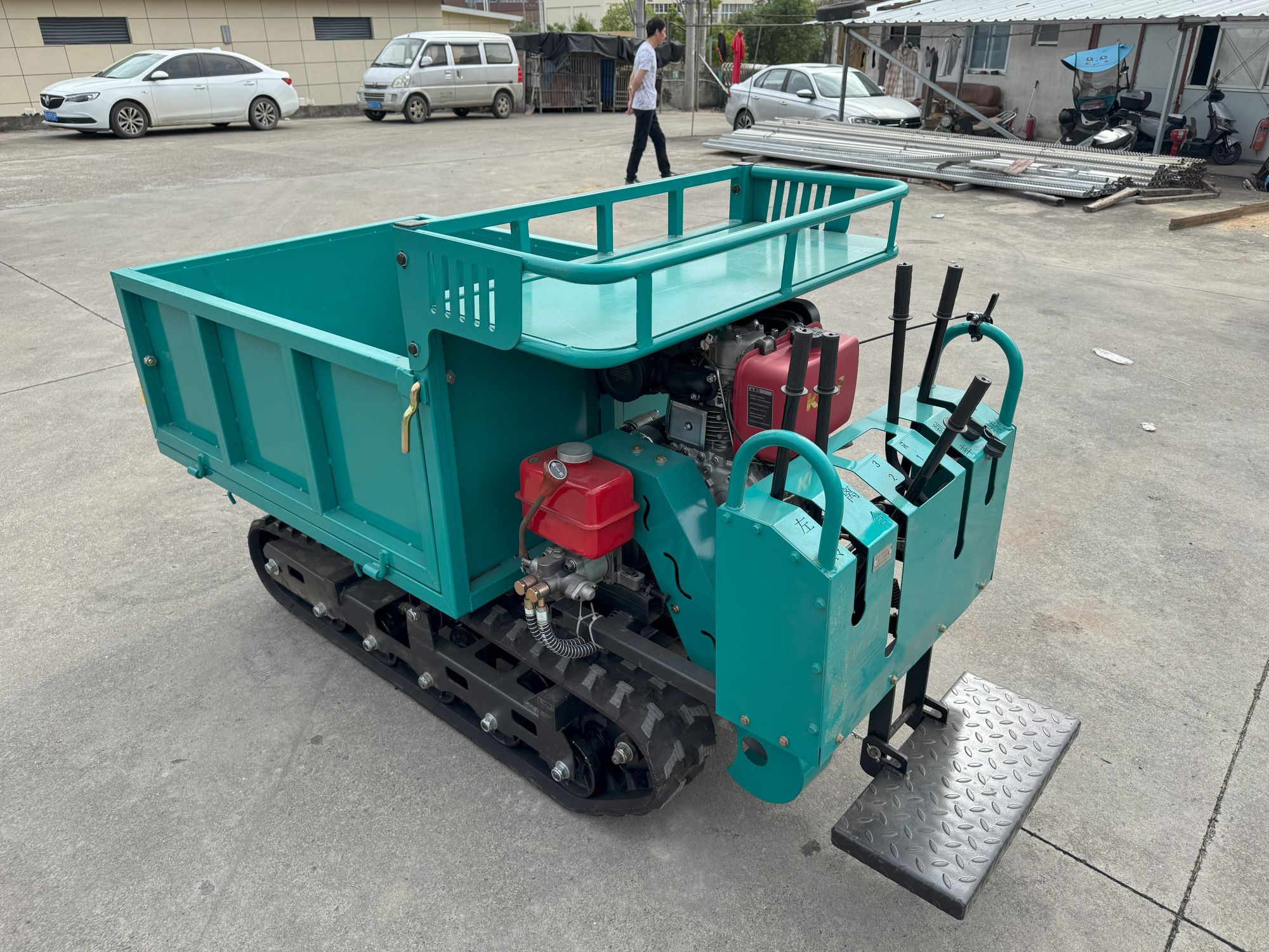 mini tracked transport vehicle