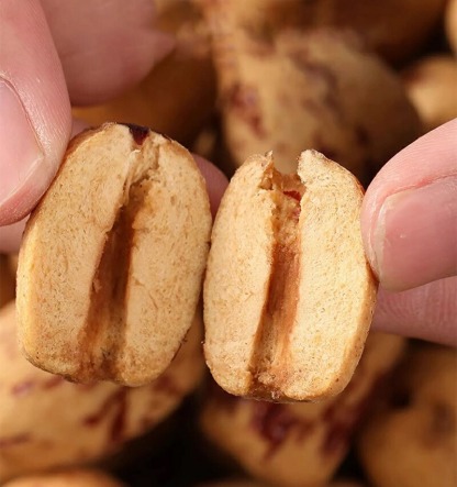 トラ丸ちゃん 皮むきなつめ つまみ棗 180g 個包装 皮剥き種ぬき 食べやすい 添加物不使用 砂糖不使用 なつめ ナツメ ドライフルーツ ノンオイル そのまま食べれる お菓子 乾燥 大棗 温活 自然乾燥 食物繊維