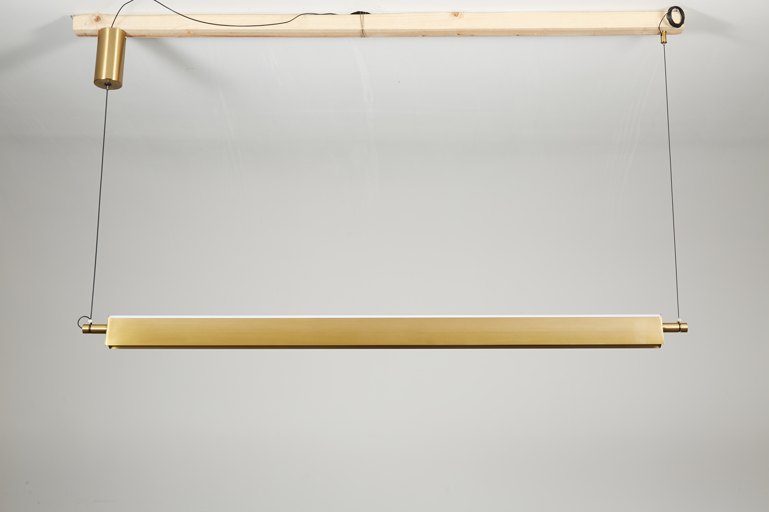 左輪極簡餐廳吊燈