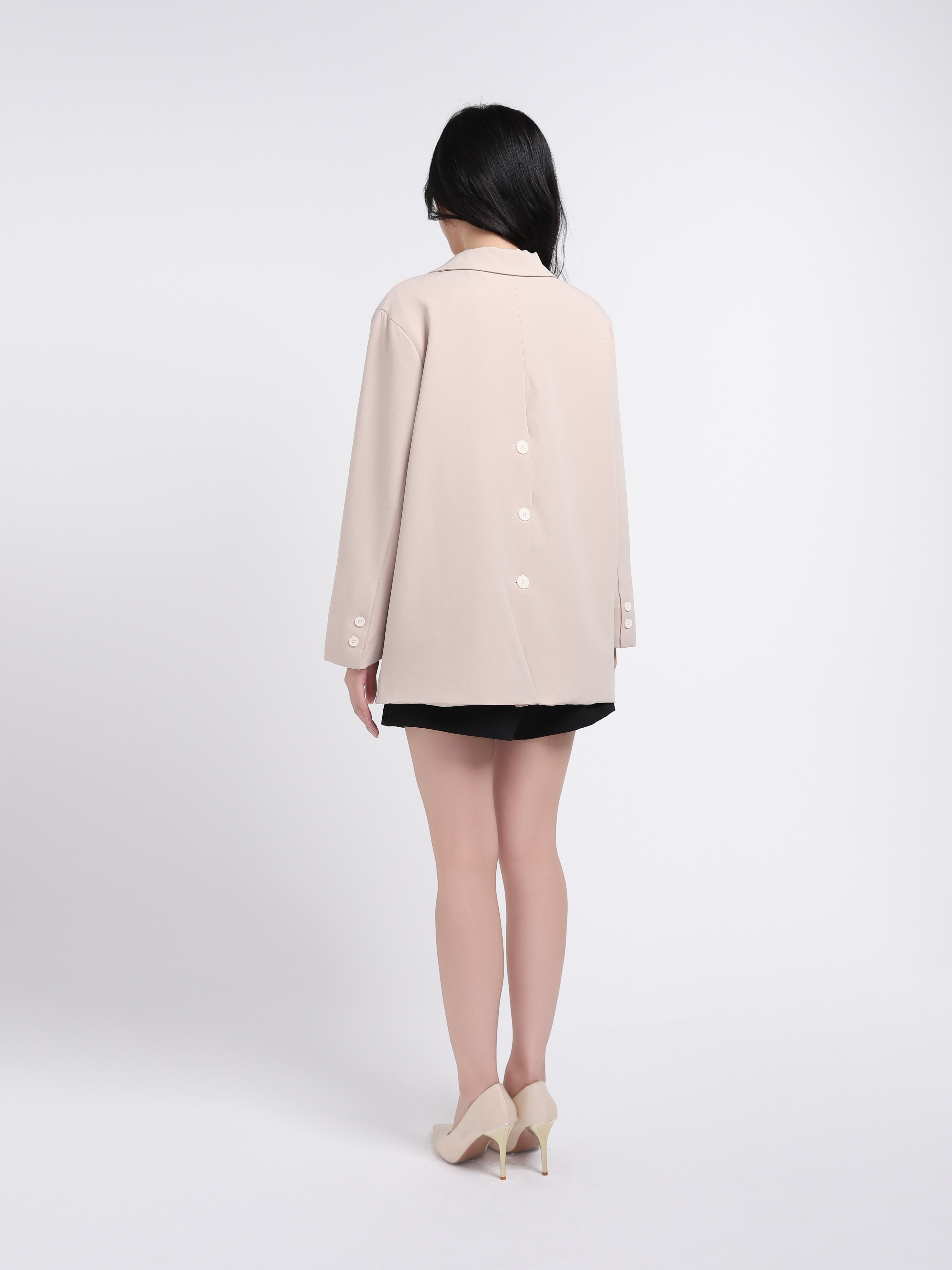 Collared Long Sleeve Front Button Blazer 17979