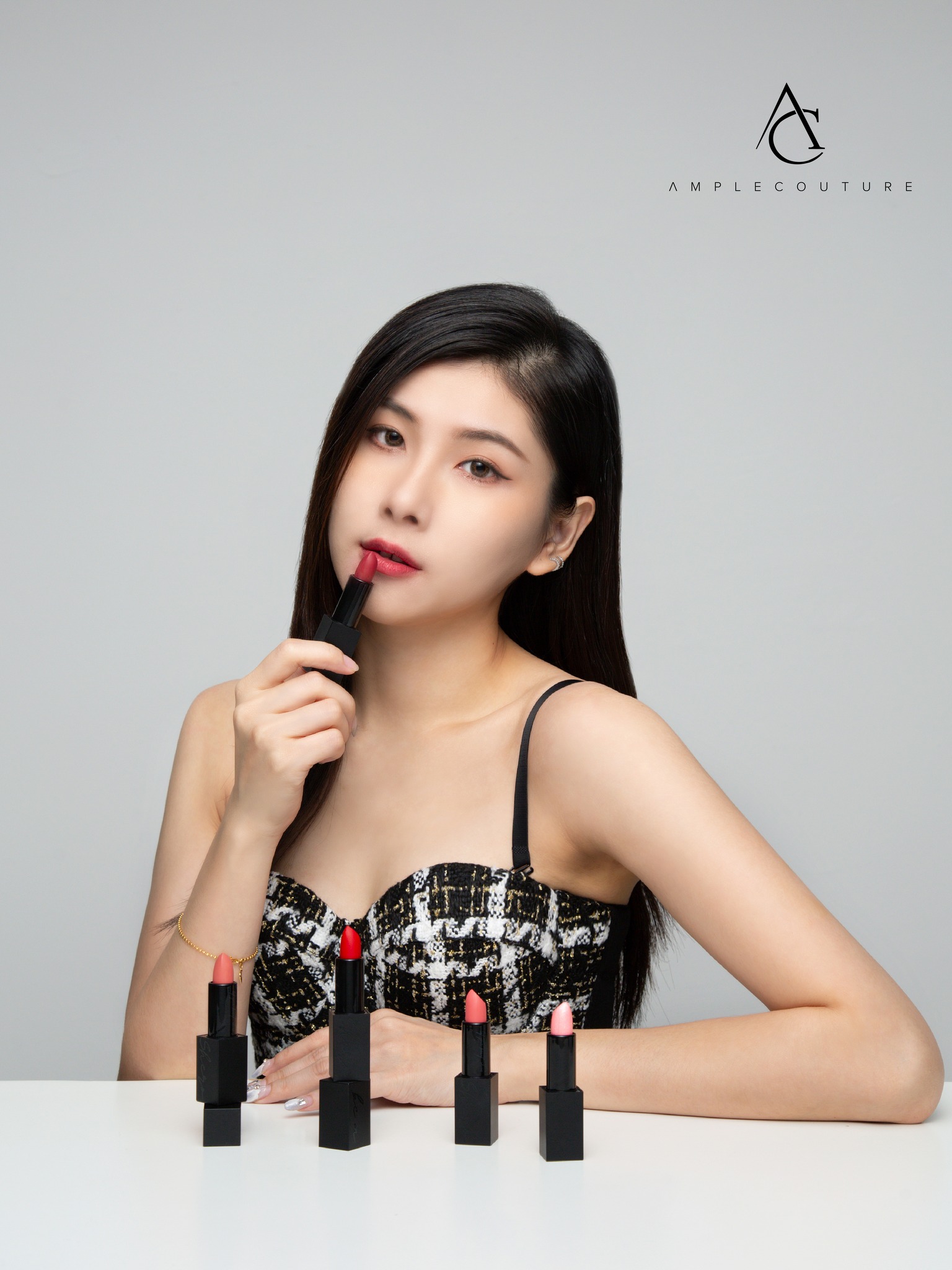 SHERO BULLET LIPSTICK SH25