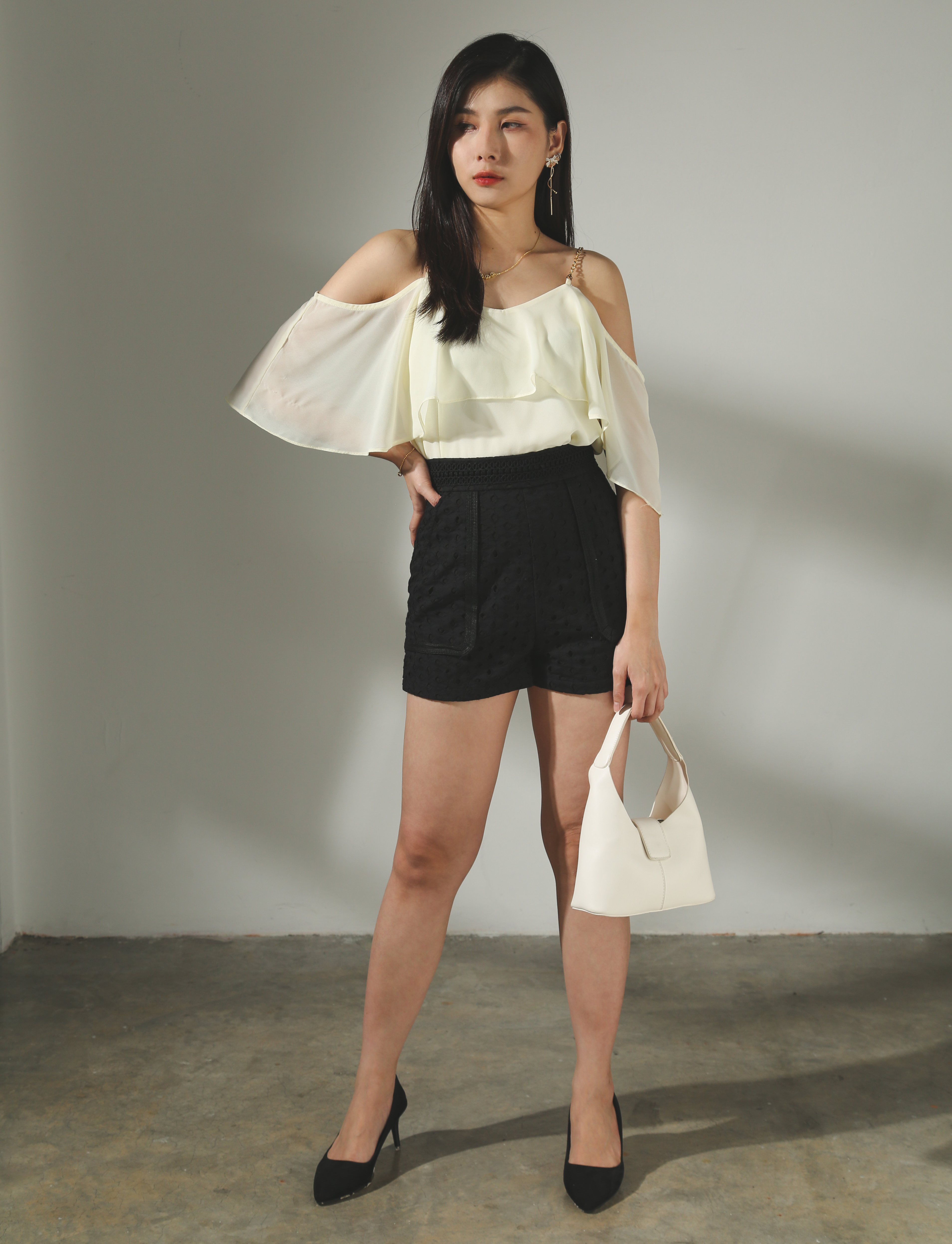 Back Zip Front Pocket Short Pant AC510 (SPO)