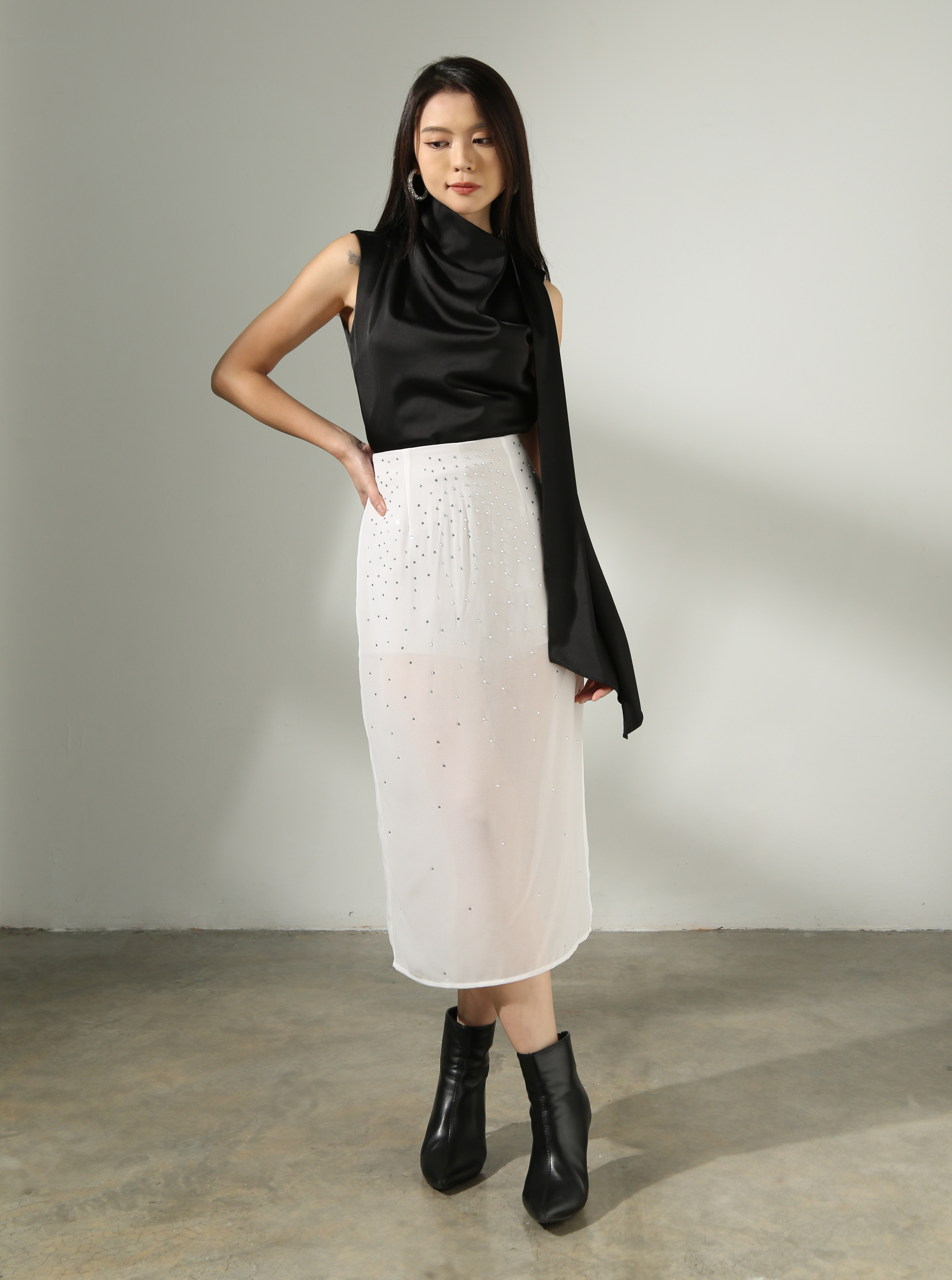 Mesh With Decorative Diamond Skirt Pant AC822