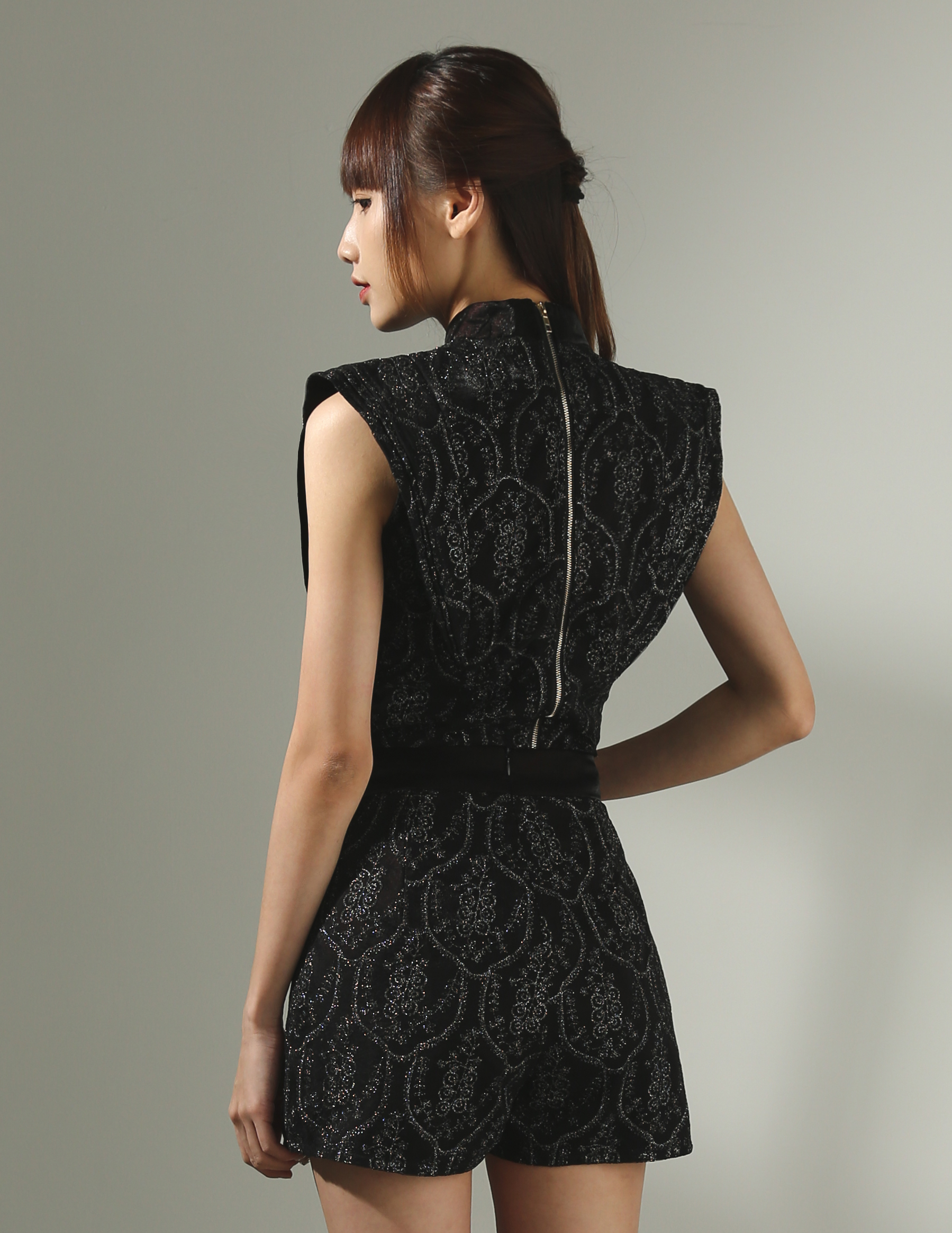 [PREORDER] Sleeveless Top With Short Pants Set AC716