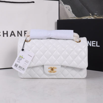 CHANEL Classic Flap Medium