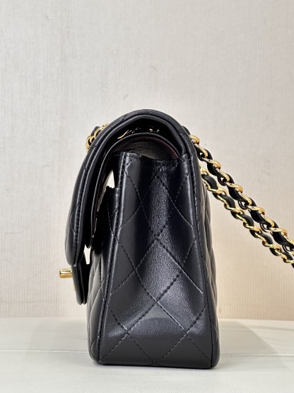 Chanel SMALL CLASSIC HANDBAG