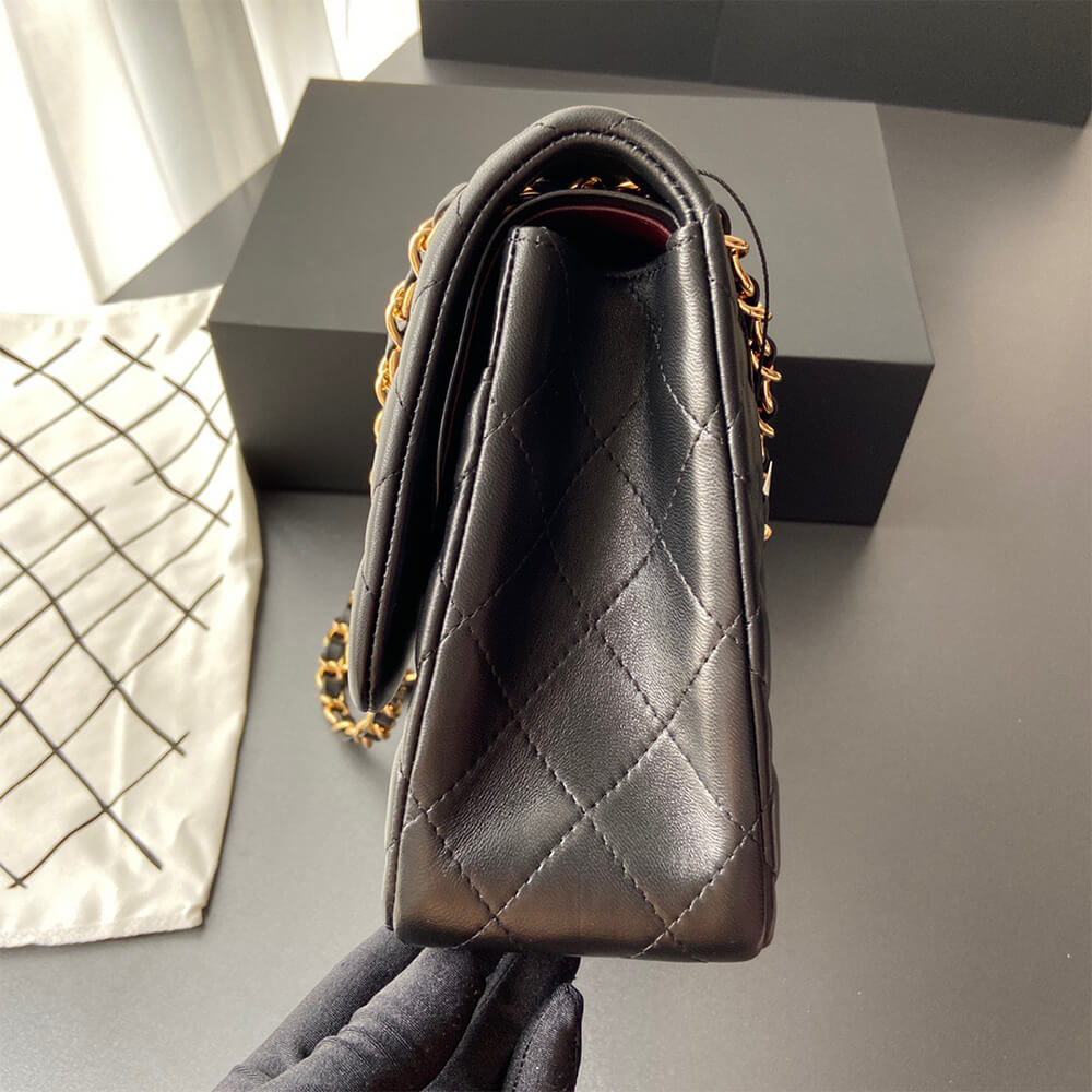 CHANEL Classic Double Flap Jumbo
