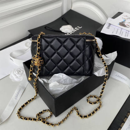 Chanel VANITY WITH CHAIN