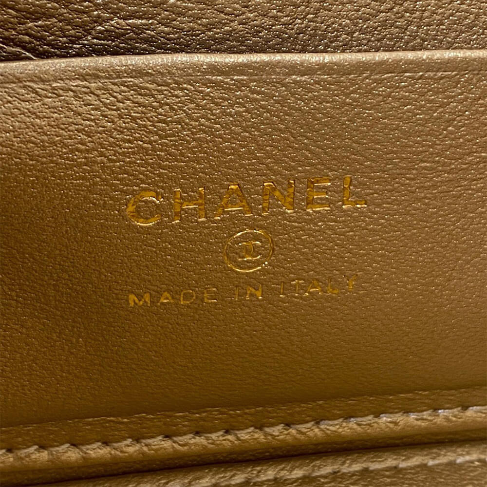 Chanel VANITY WITH CHAIN