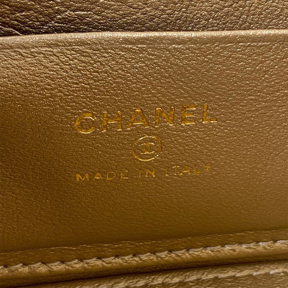 Chanel VANITY WITH CHAIN