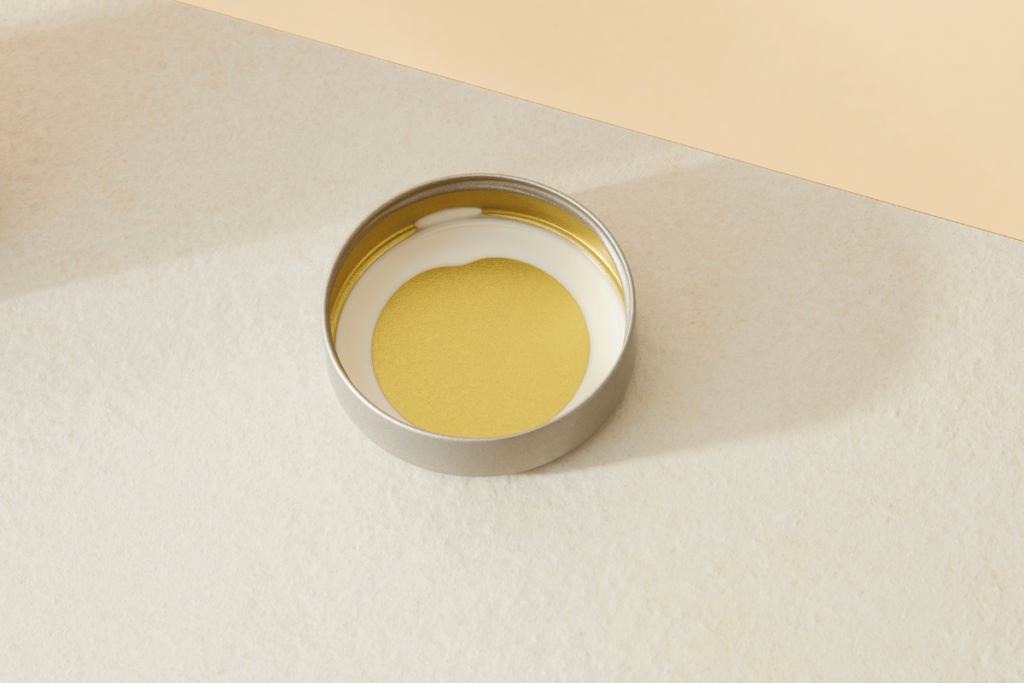 Special seal for inside lid to completely make Matcha airtight light tight etc. 