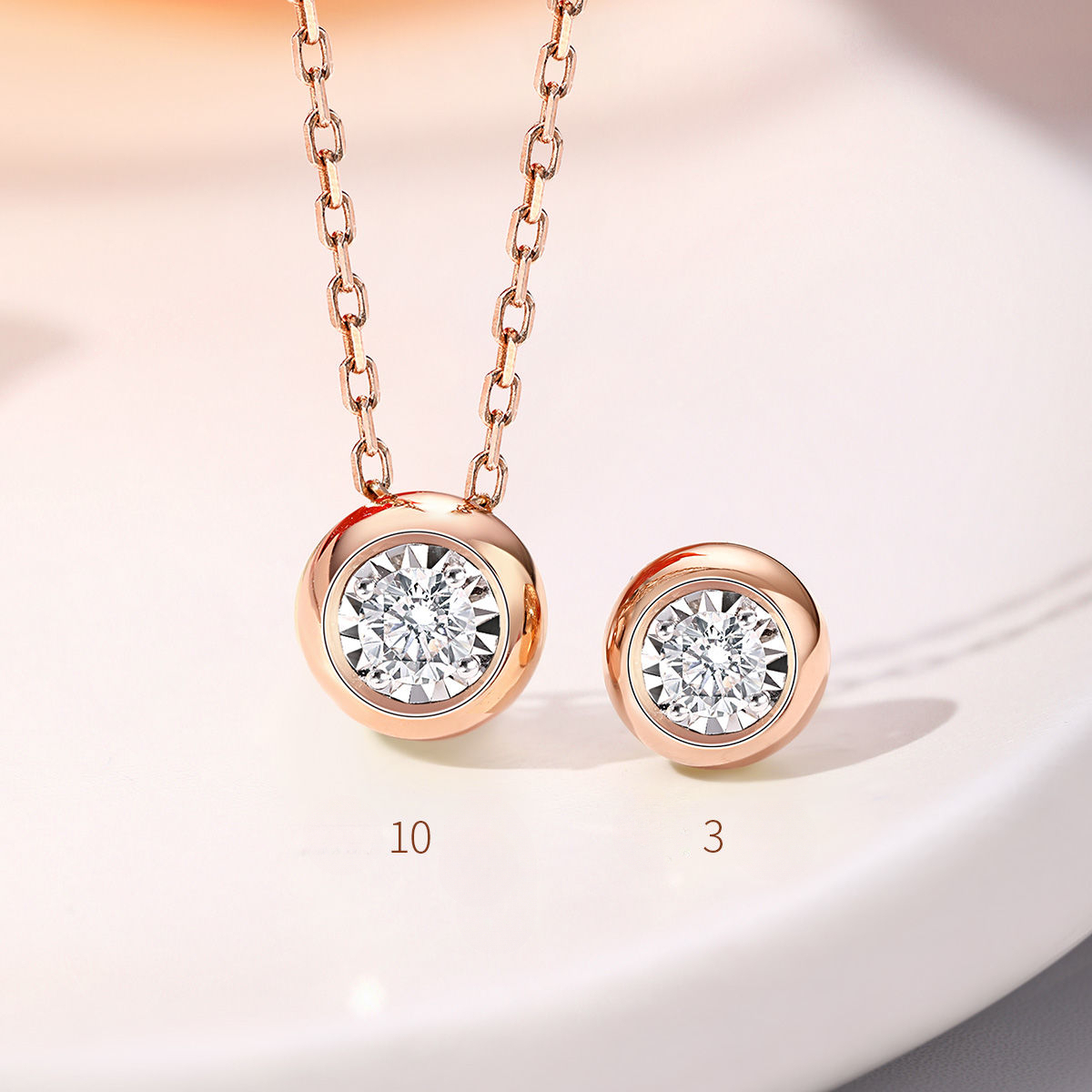Bubble Diamond Gold Pendant