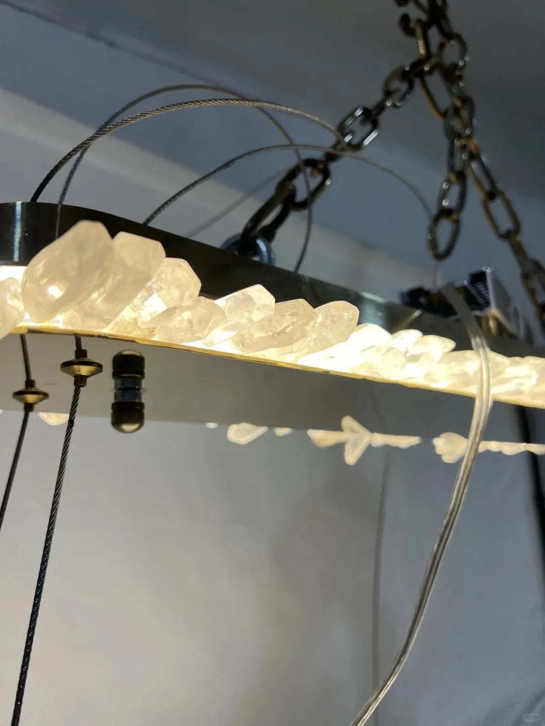 Jekka 47'' Oval Modern Clear Geode Quartz Crystal Chandelier for Dining Room Chandelier Kevin Studio Inc