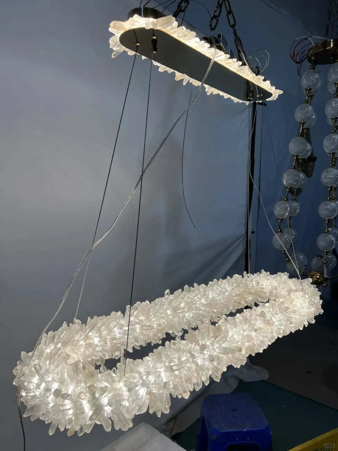 Jekka 47'' Oval Modern Clear Geode Quartz Crystal Chandelier for Dining Room Chandelier Kevin Studio Inc