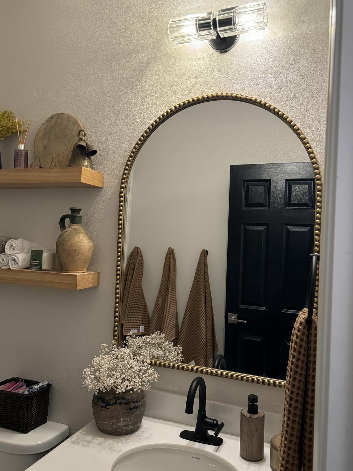 Beliy Modern Linear Crystal Wall Sconce