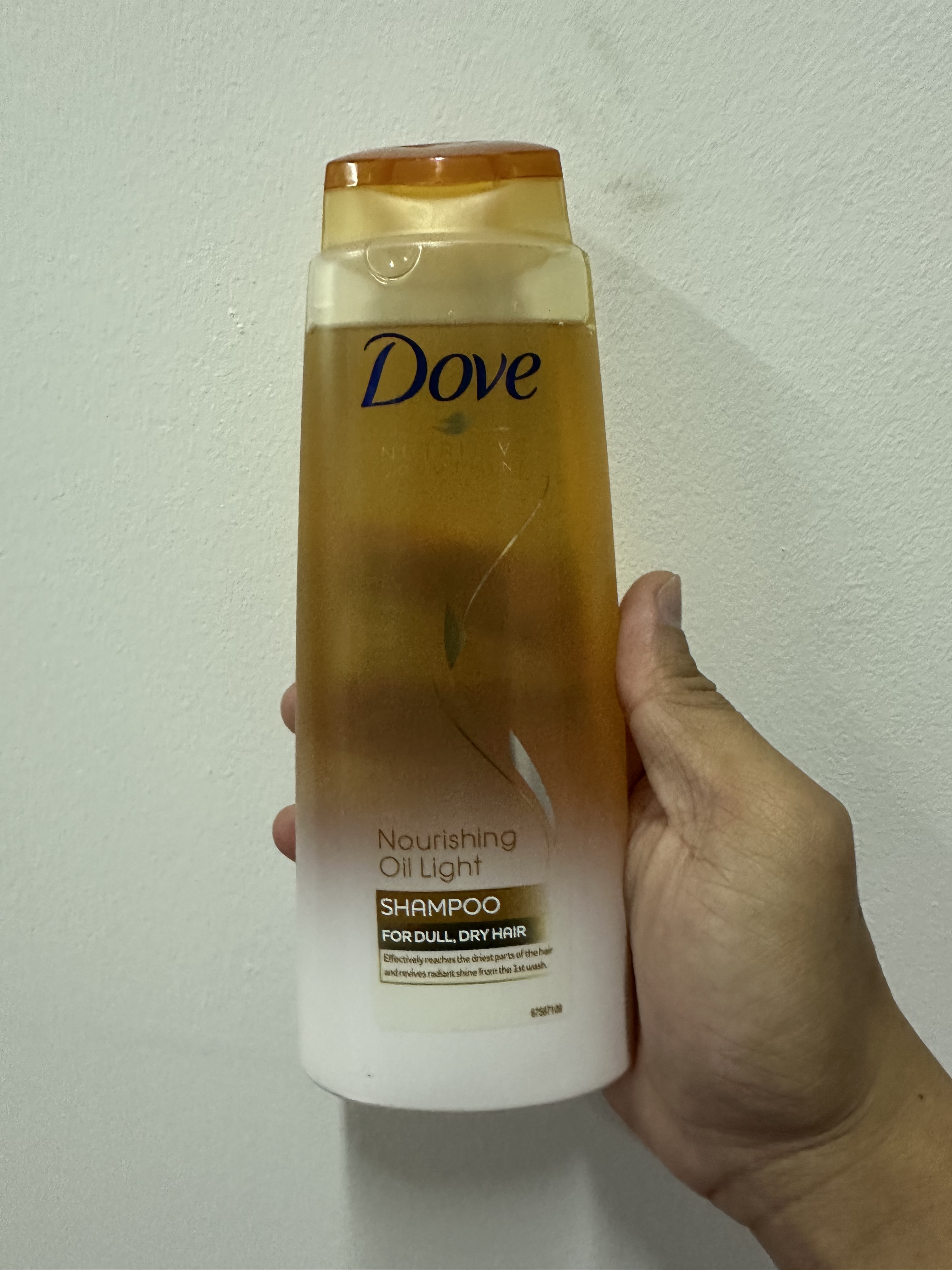 DOVE NOURISHING OIL LIGHT SHAMPOO 400ML,  (SGC70)