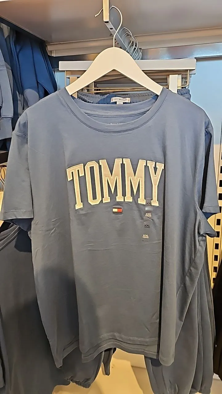 [S] TOMMY HILFIGER TOMMY LOGO T-SHIRT,DUSTY BLUE  (SIN372)