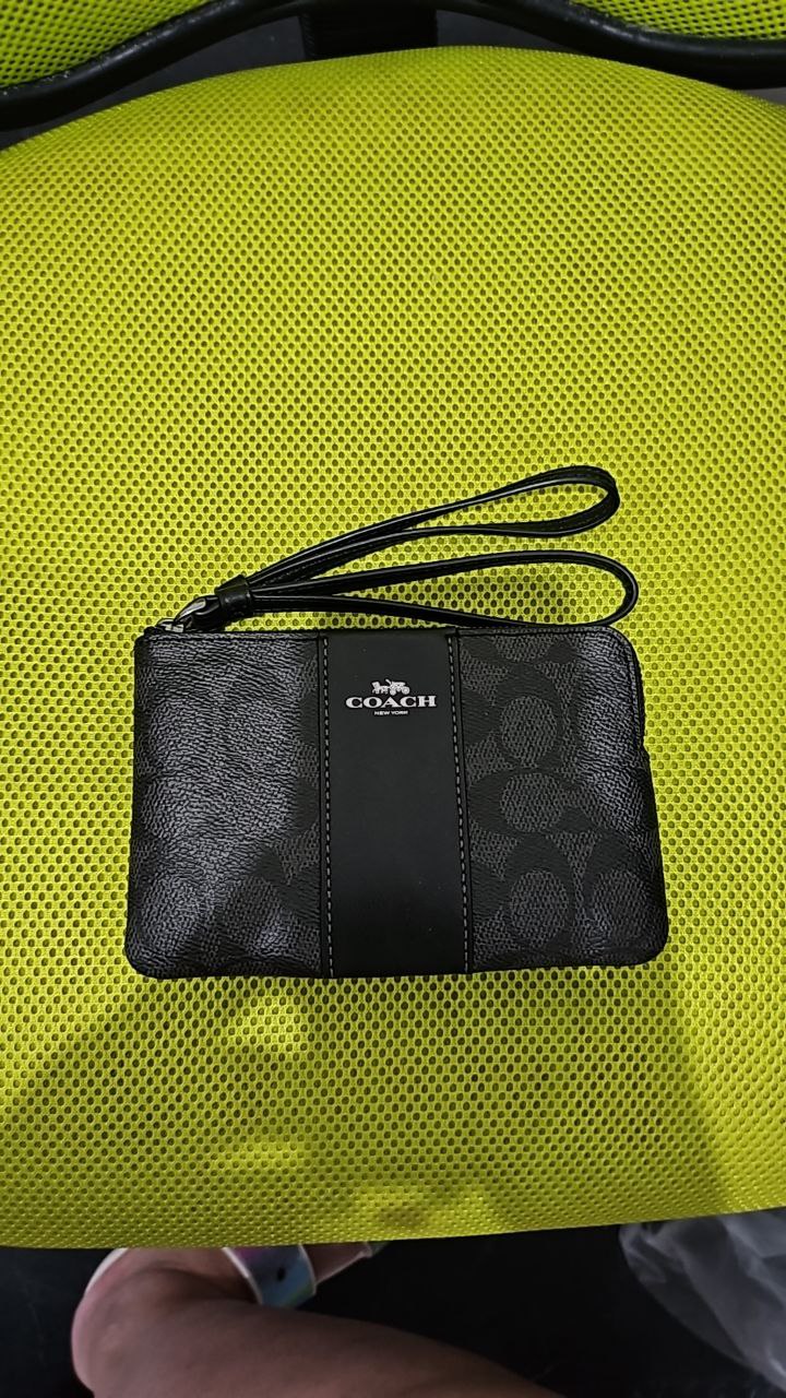 [S] COACH CORNER ZIP SIGINATURE LEATHER STRP,QB/CHARCOAL/BLACK  (SIN431)