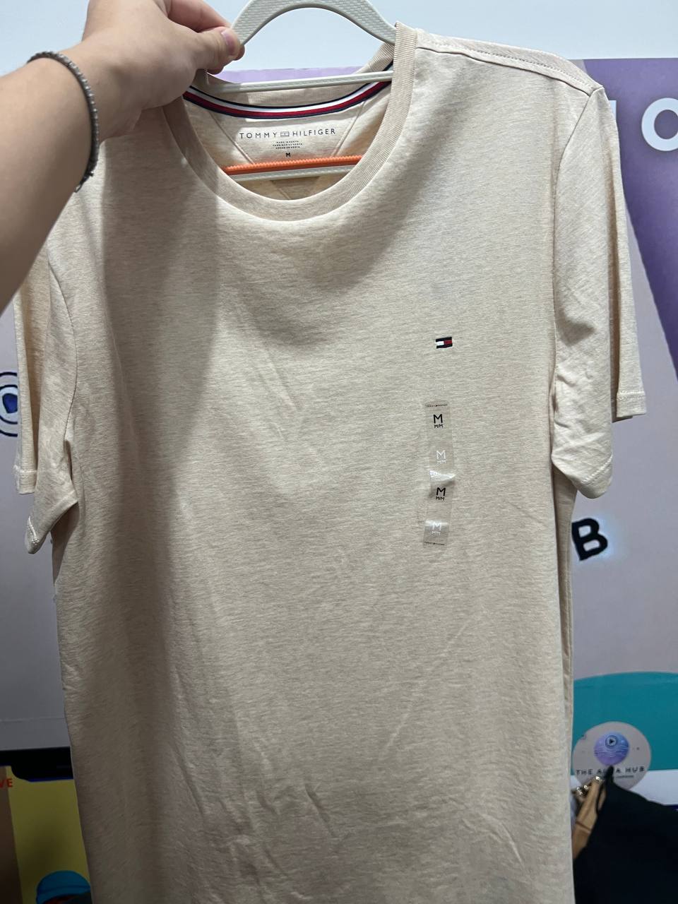 [S] TOMMY HILFIGER ESSENTIAL SOLID T-SHIRT,BEIGE  (SIN449)