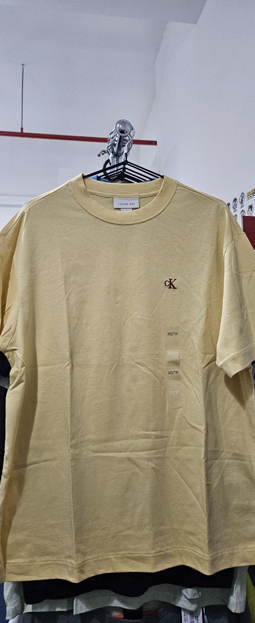 [S] CALVIN KLEN SMALL LOGO PATCH T-SHIRT,YELLOW  (SIN774)