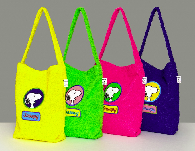 [S] LEJUNEV NEON SNOOPY SMALL FURRY TOTE BAG, YELLOW  (SIN325)