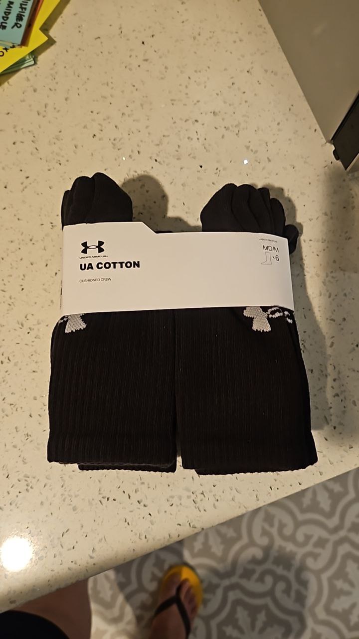 [S] COSTCO UNDER ARMOUR US00270 UA COTTON MEN'S CREW SOCKS,BLACK  (SIN712)