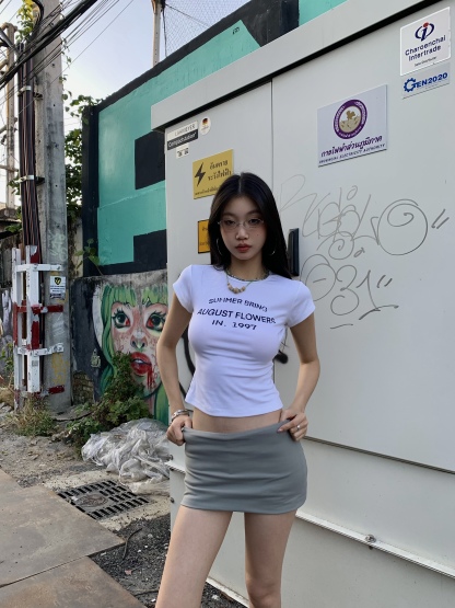 Low-waist skirt, sexy style, tight-fitting, gray color