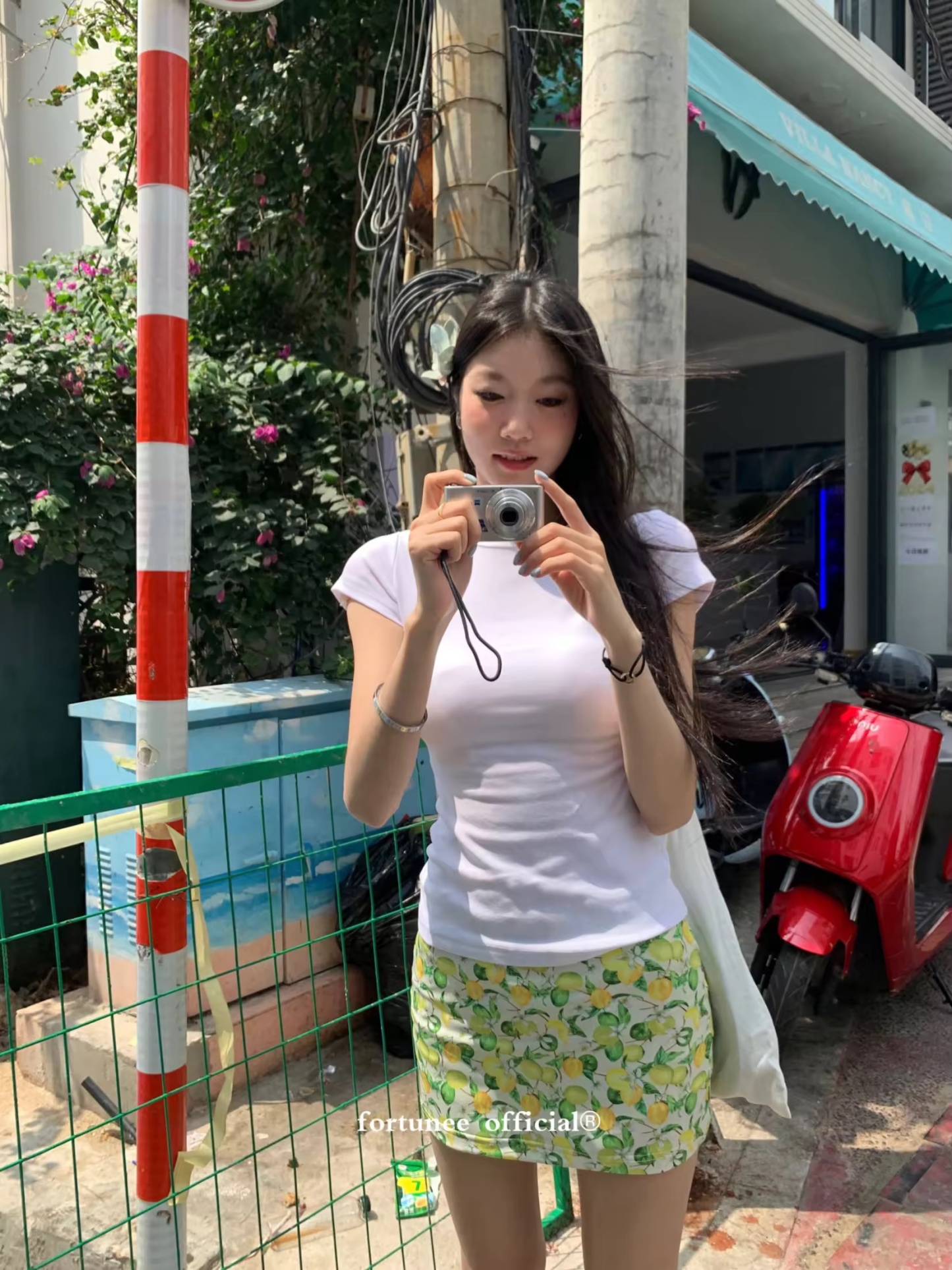 Women's short skirt, summer fashion, sexy + cute + bright, lemon pattern, short skirt