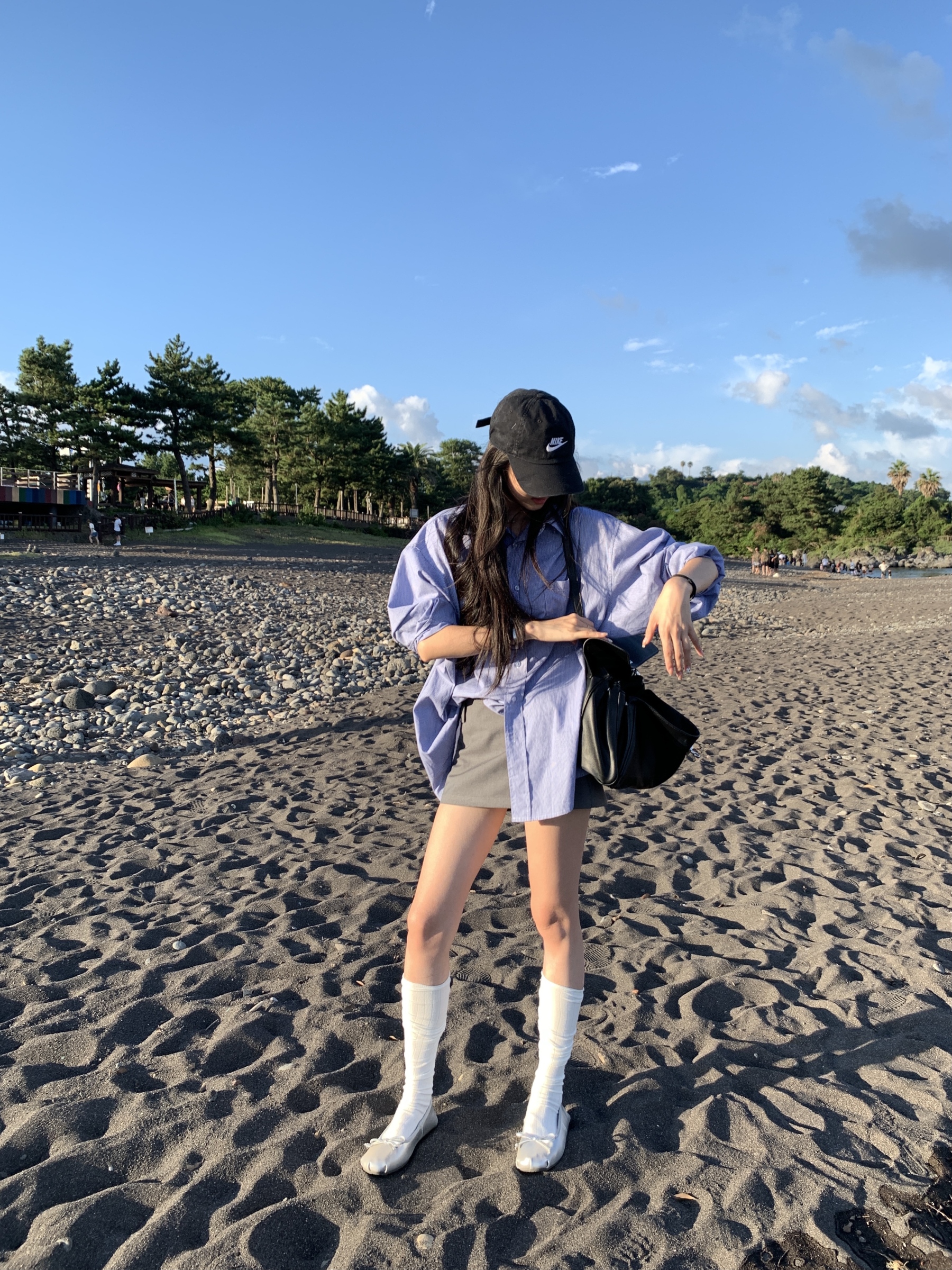 Blue checkered long-sleeved shirt 